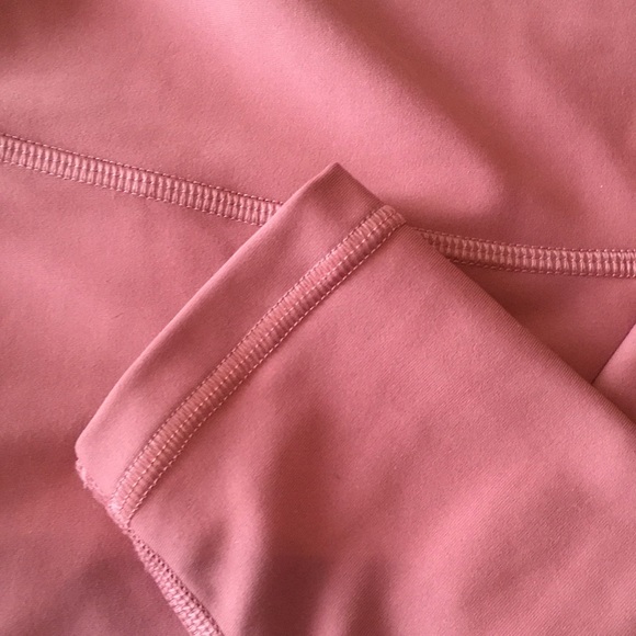 Old Navy Active - Powersoft leggings and sports bra. - Picture 6 of 7